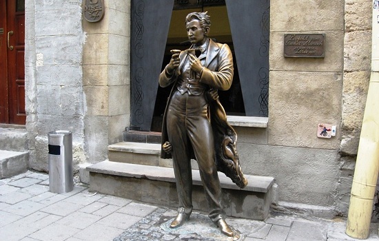 Sacher Masoch